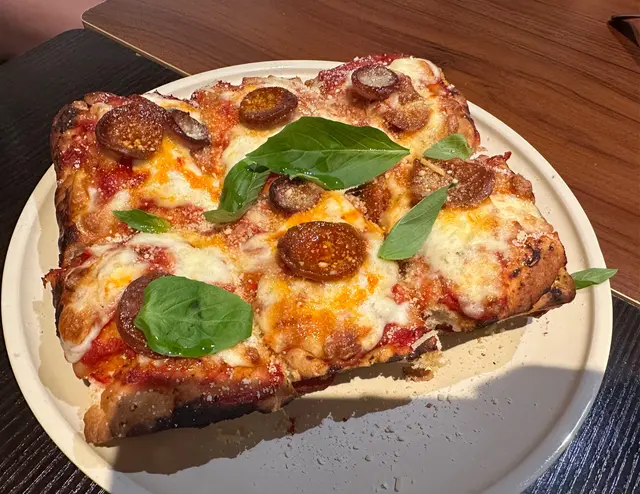 芝士辣肉腸厚批