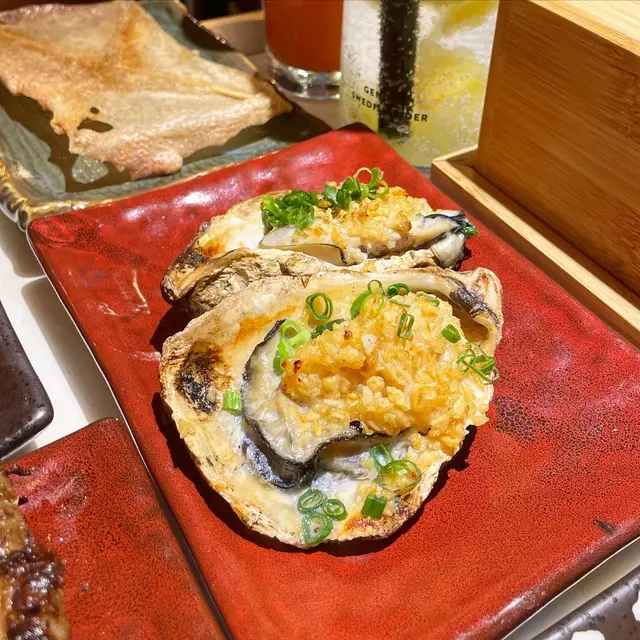 蒜蓉燒廣島蠔(兩隻)