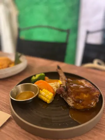 烟熏西班牙黑毛猪鞍