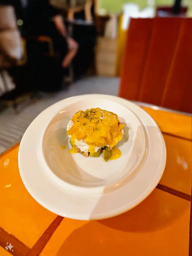 牛油果芒果蟹肉他他