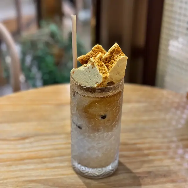 自家制焦糖餅咖啡
