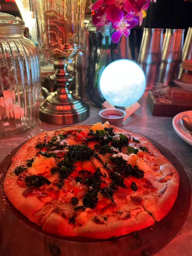 Supreme Seafood Handmade Pizza 