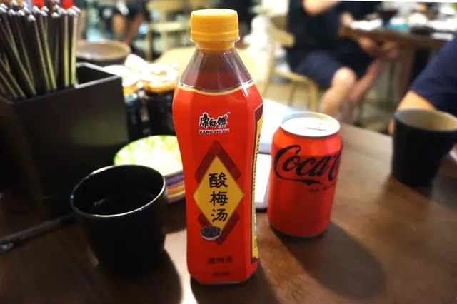 汽水、康師傅酸梅湯
