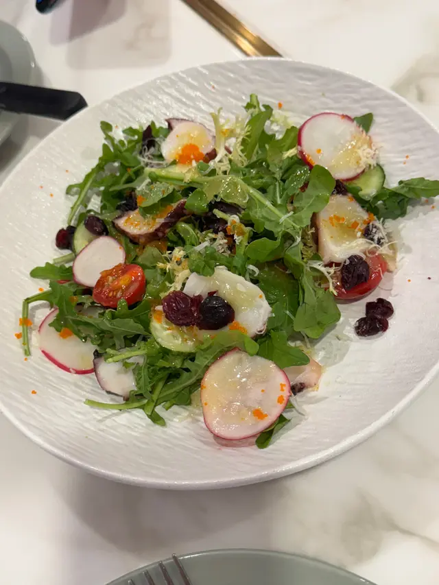 蜜糖柚子八爪魚沙律