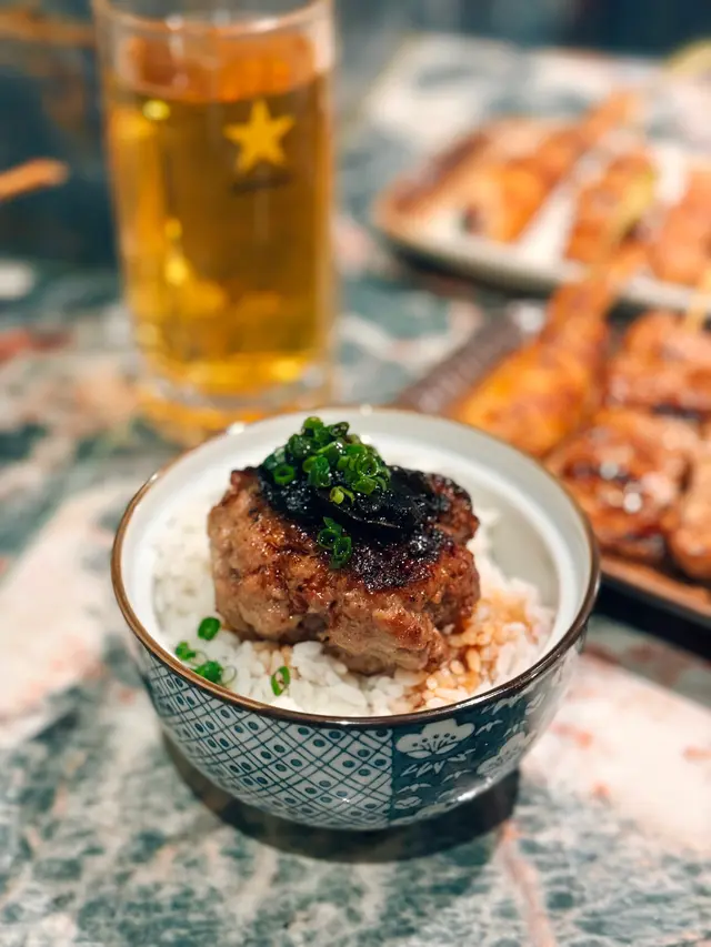 炭燒黑松露和牛漢堡丼