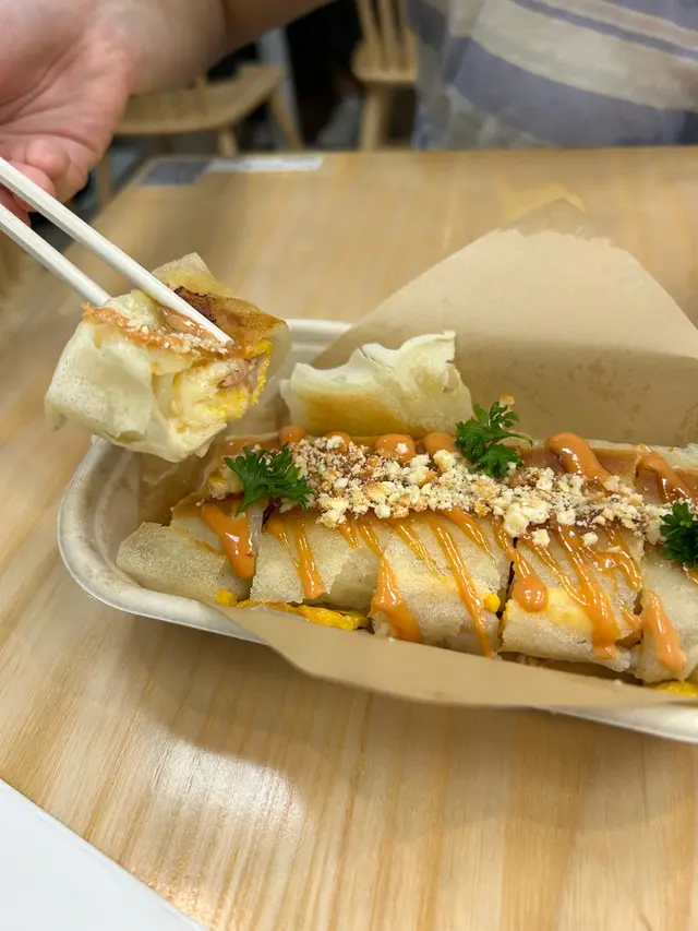 熔岩蛋之戀/拉絲芝士火腿蛋餅