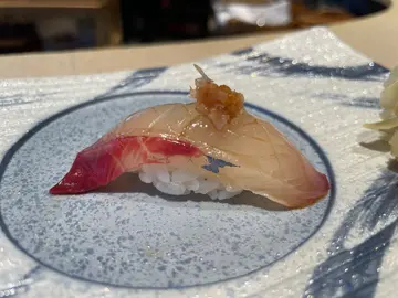 深海池鱼