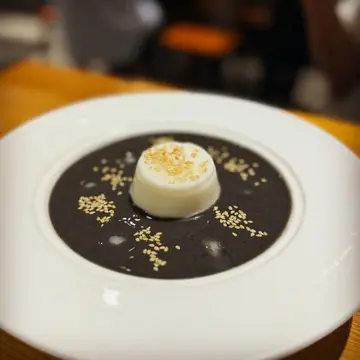 黑白配