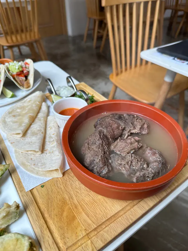Slow-cooked Beef Cheek Barbacoa