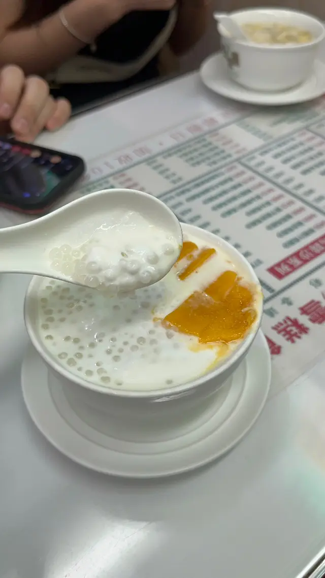 芒果鮮椰汁西米