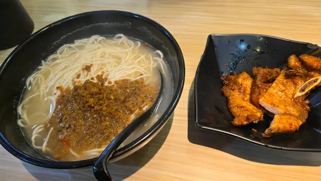 香茅豬扒擔擔麵