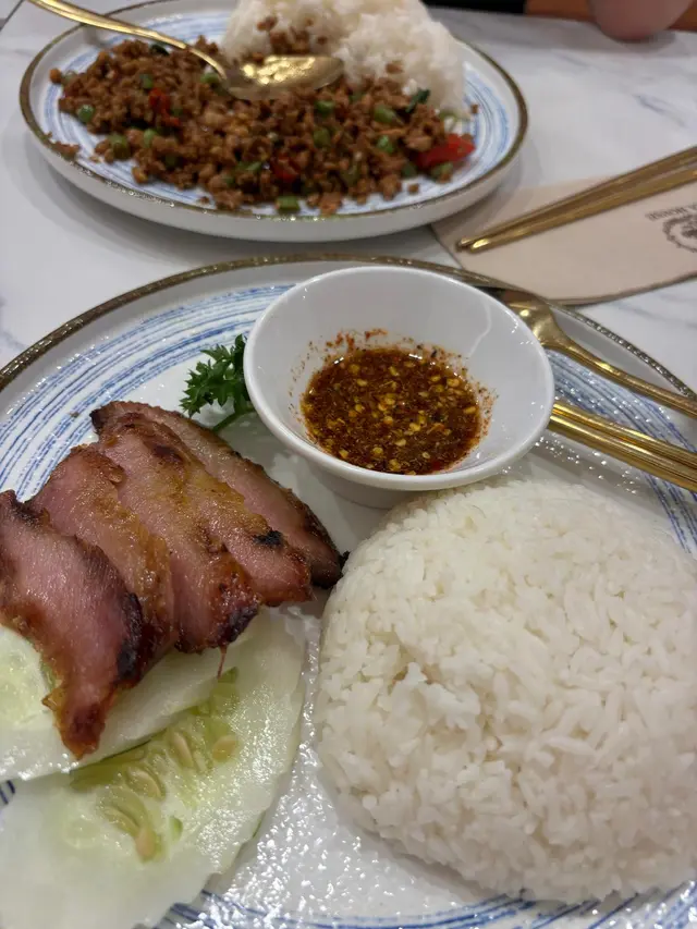 豬頸肉飯