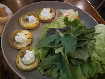 椰奶海胆煎饼 $