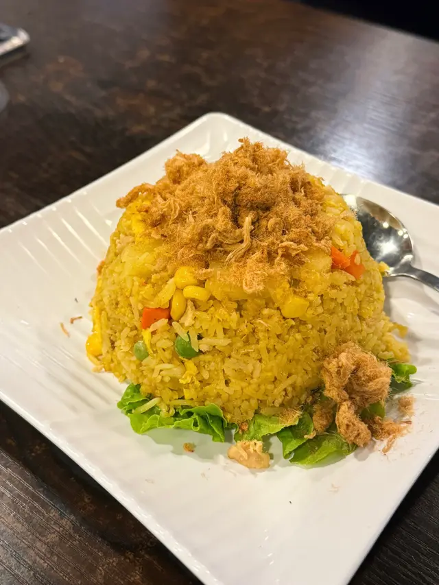 菠蘿炒飯