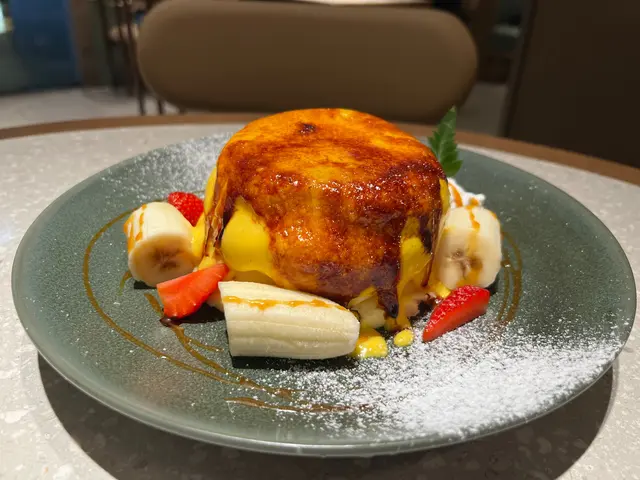 Banoffee Creme Brulee Pancake