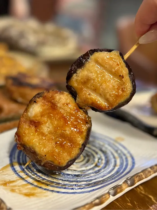 汁燒免治雞肉軟骨釀冬菇