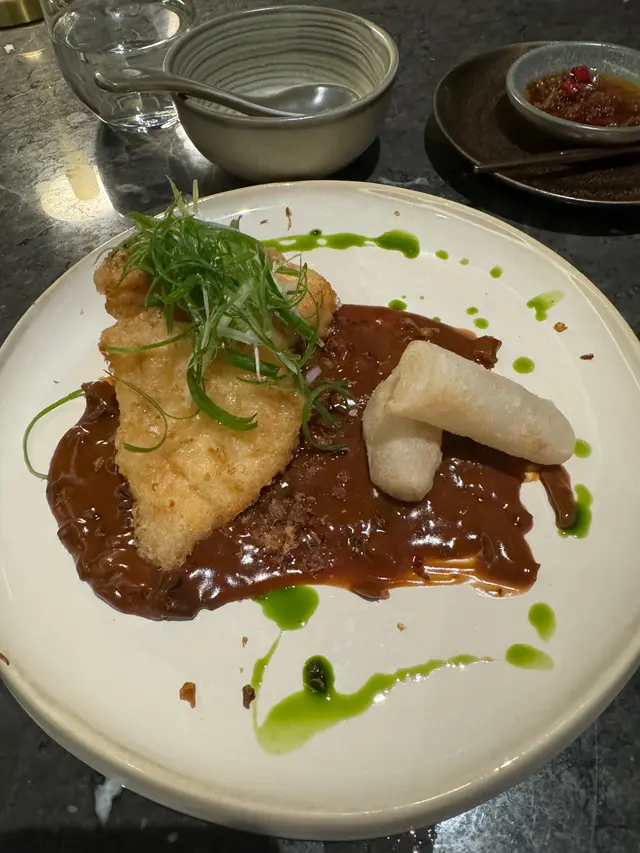 其實個賣相好核突,但嗰班球係好食嘅