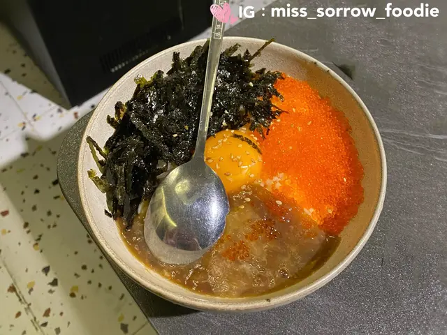 醬油蟹膏蟹子拌飯