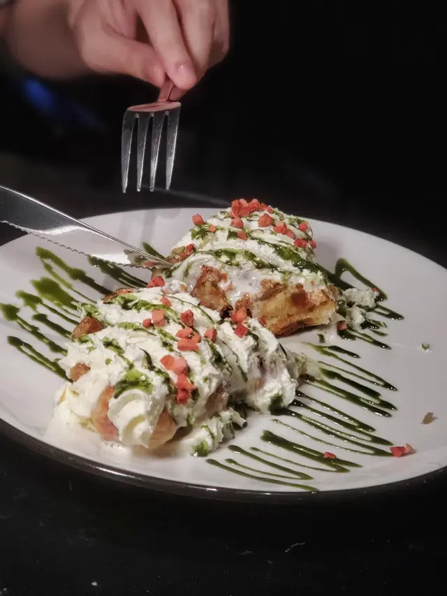 和風抹茶牛角包窩夫