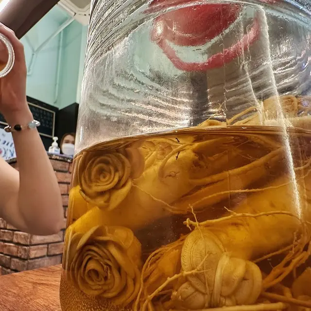 溫醇唔嗆喉,最後忍唔住買咗支返屋企 😉