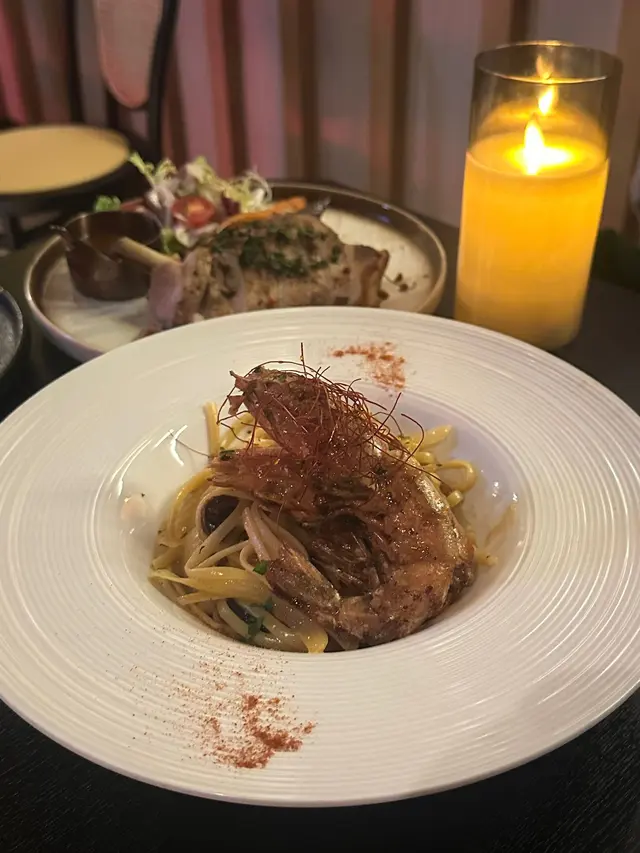 龍蝦忌廉汁阿根廷紅蝦扁意粉