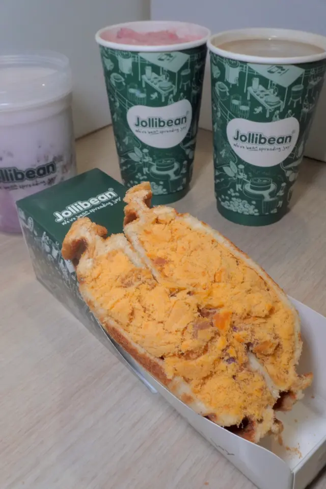 爆餡芋泥肉鬆吐司