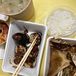 This is the worst Korean foods I’ve ever eaten- not worth the price. 