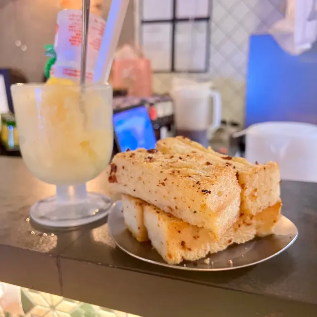 泰玖金磚蒜蓉包