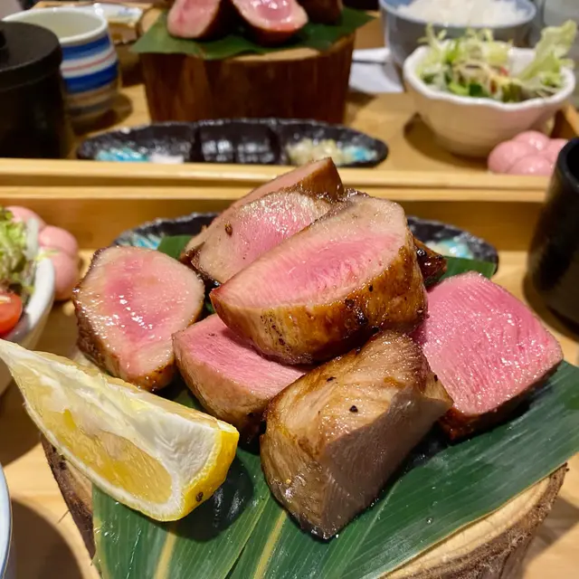 極味厚切牛舌定食