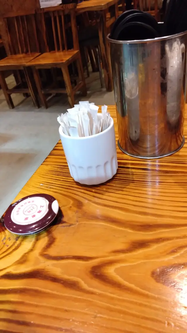 食客如有需要,亦可按桌上的電子按鈴