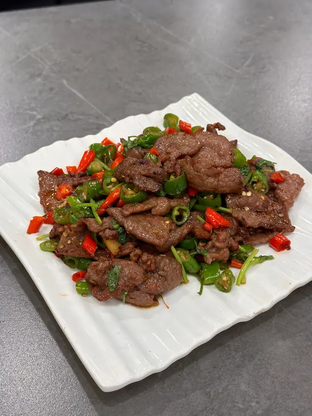 小炒牛肉