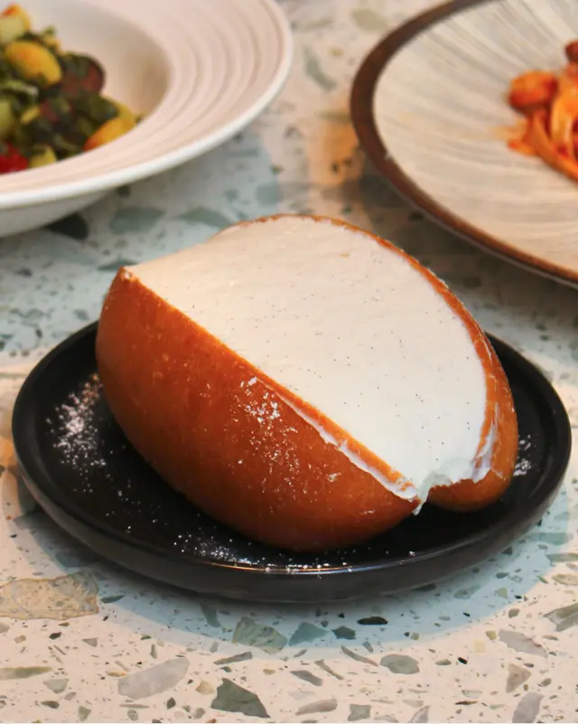 自家製 Maritozzo 配鮮奶油