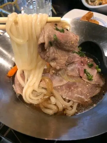 安格斯牛肉雜菜烏冬