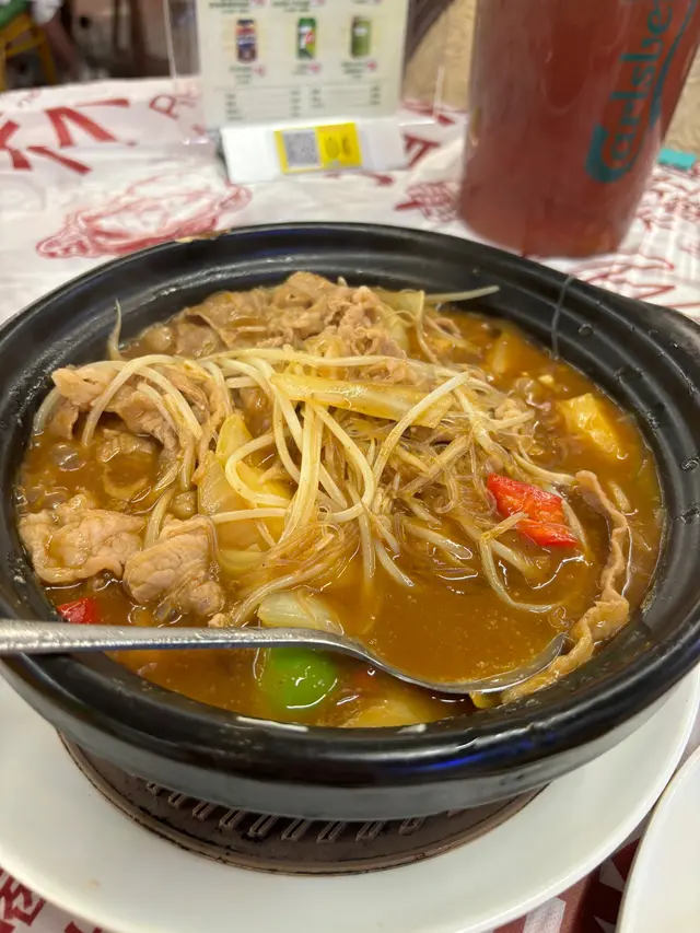 沙嗲金菇肥牛煲