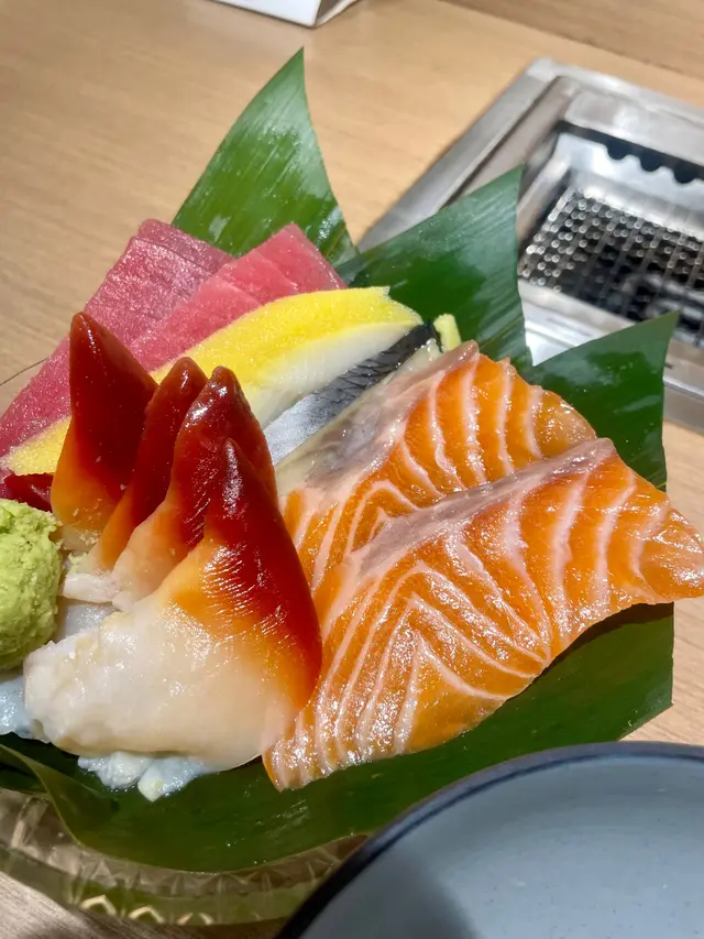 #放題 #任食 #燒肉放題 放題C餐,送的一人刺身拼盤,夠鮮好食