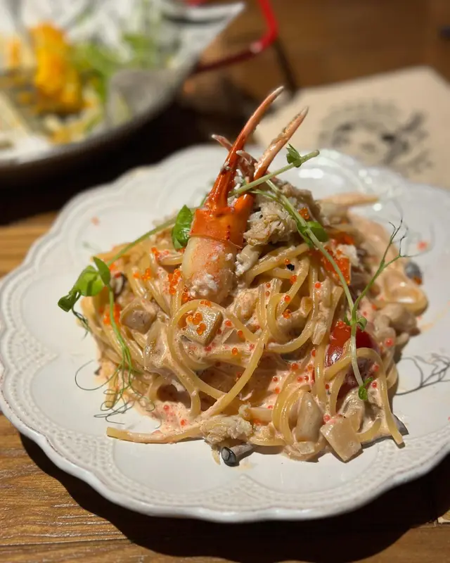 明太子蟹肉野菌意大利麵