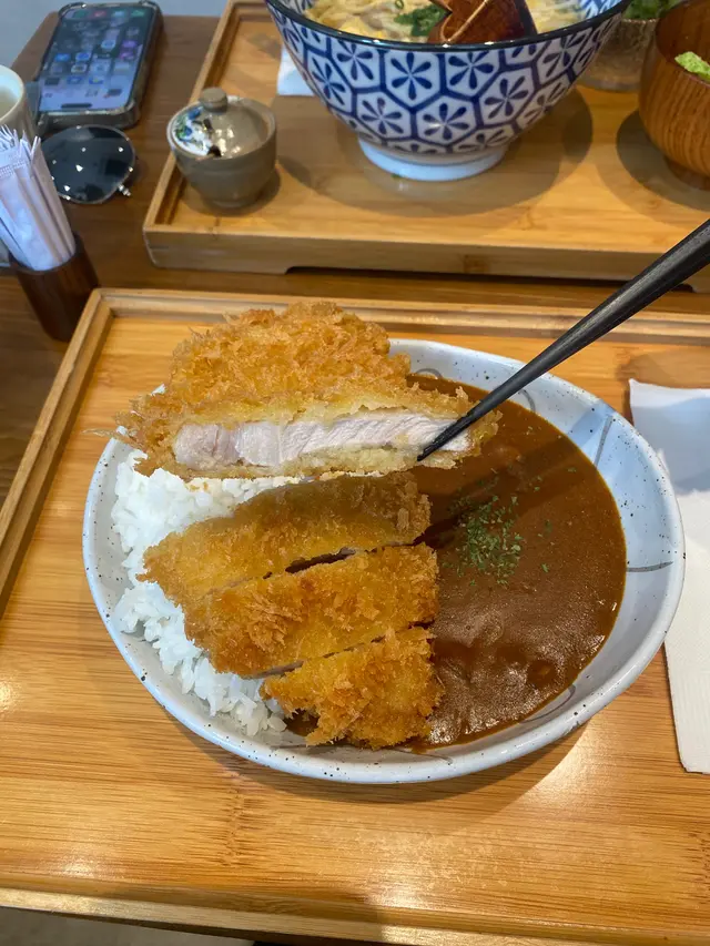 咖哩豬扒飯