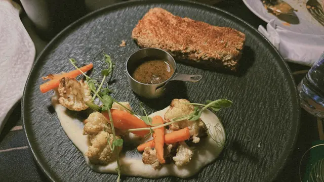 店員細心講解做法同食法☺️ 
口感好林✨新鮮感食法
