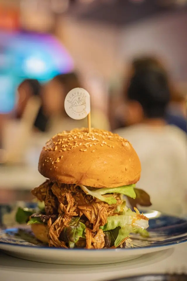 燒烤醬手撕豬肉漢堡