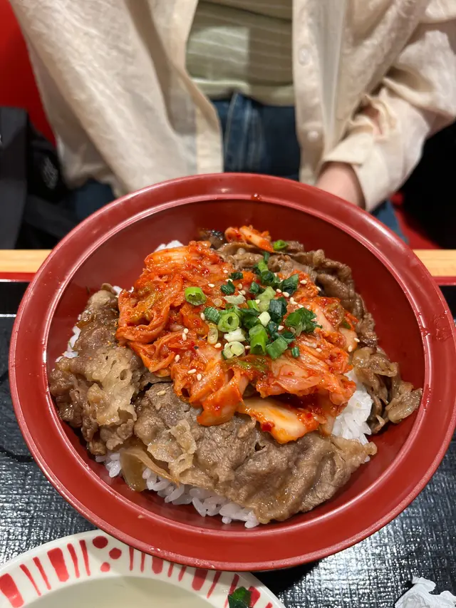 泡菜燒肉丼