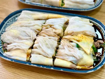 石磨牛肉碎腸加蛋菜脯生菜