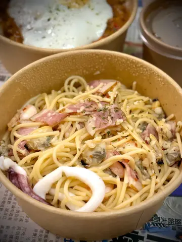 香蒜海鮮炒意粉（中辣）