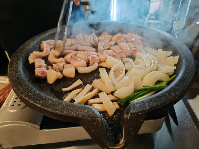 豬腩肉加洋蔥好正