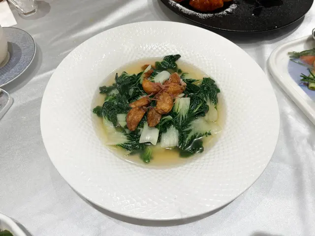 上湯蒜子浸時蔬