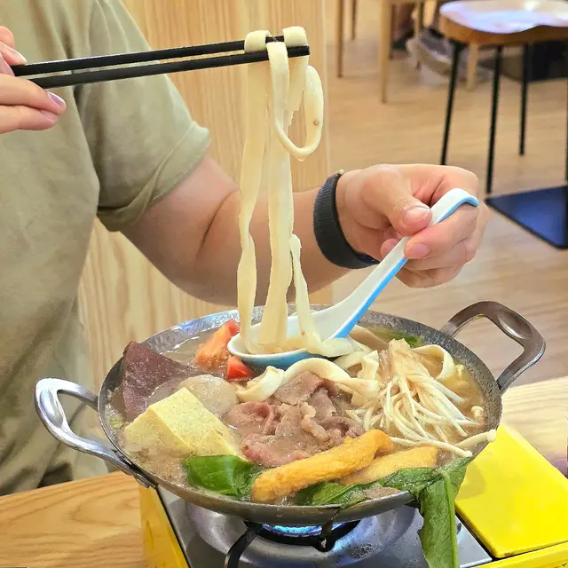 台式一人鍋 安格斯肩脾三角肥牛鍋