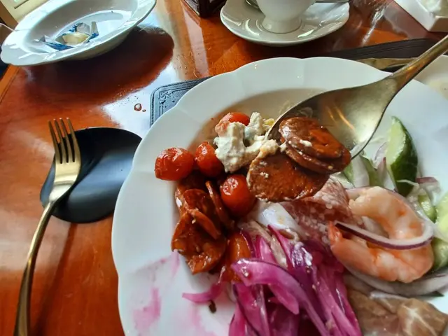 天口熱食哂四款沙律，消暑涼快。