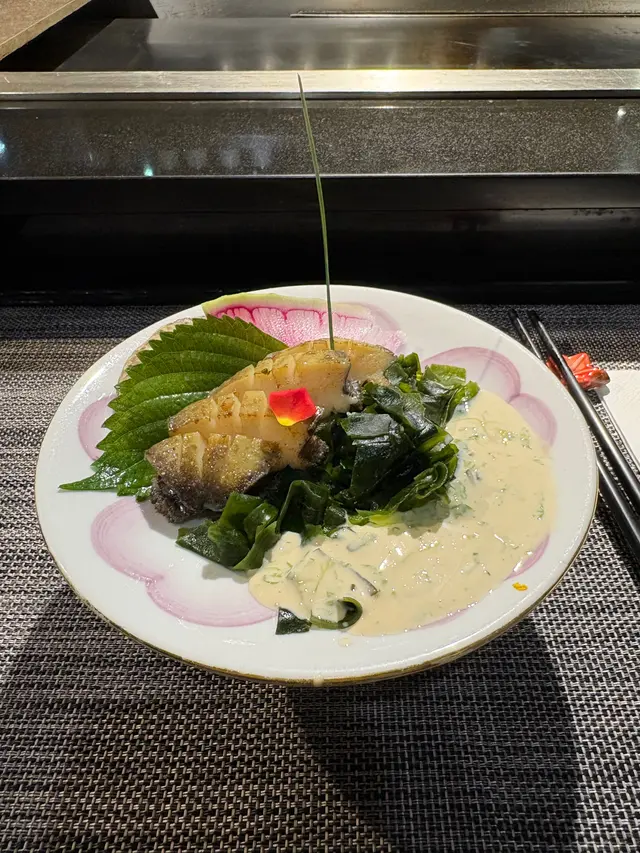 原隻鮮活南非鮑魚