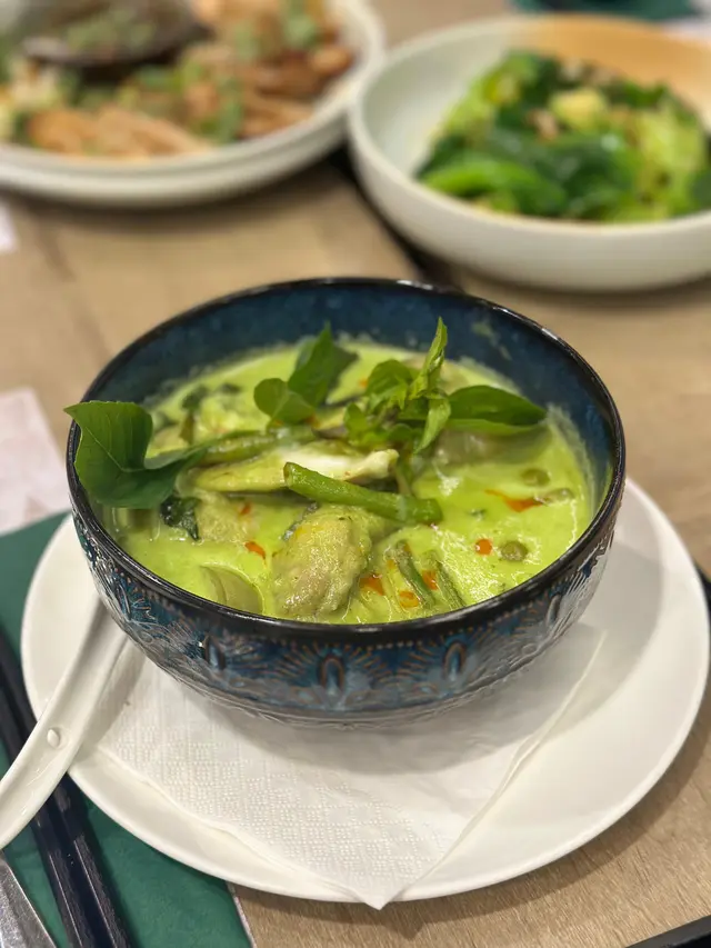 椰香青咖喱雞小辣