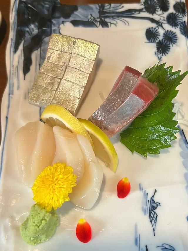 午餐價格$98-$128都有
黑卡會員更有85折
刺身都好抵又厚身
性價比超高呢