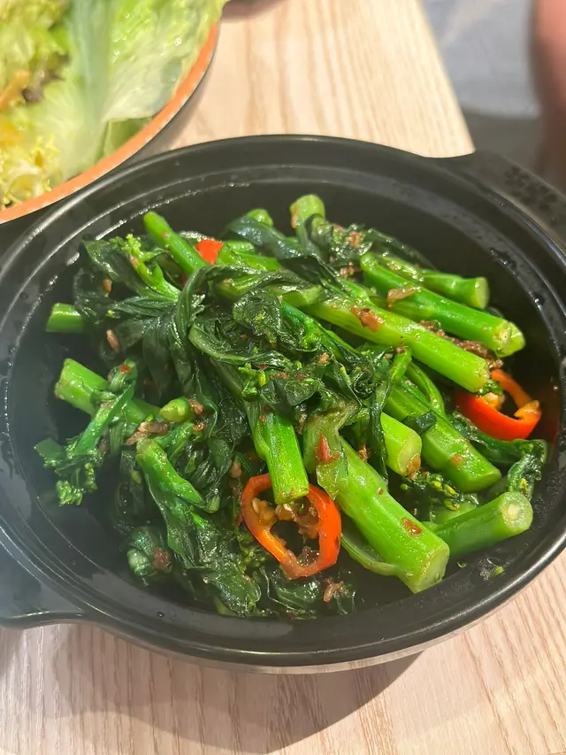 馬拉盞炒菜心苗